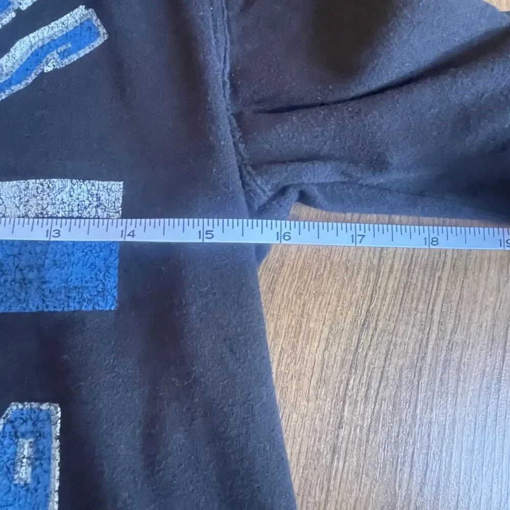 NBA Minnesota Timberwolves Boys T-shirt Black Long Sleeve Size 14/16